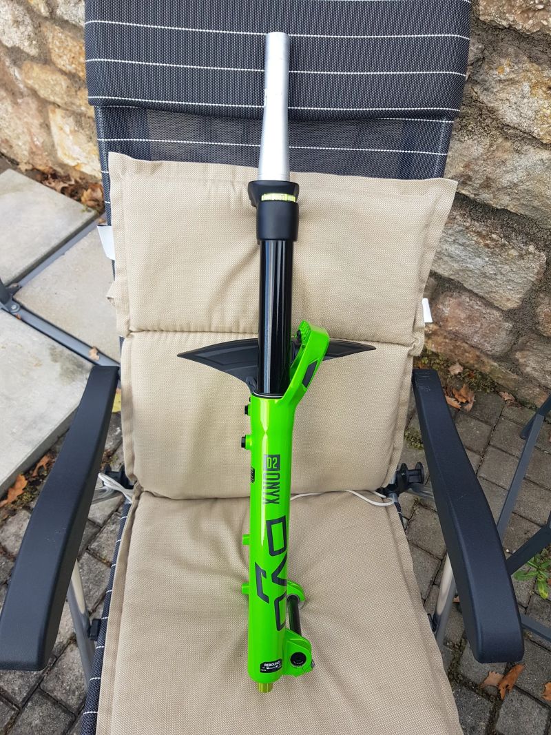 DVO Onyx 38 D2 29 180mm