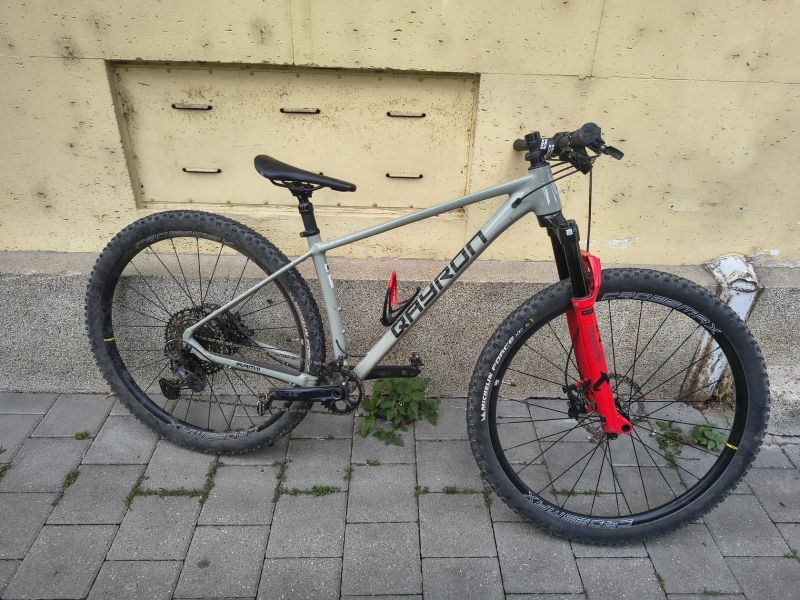 Qayron Qayron Mk II Q + teleskopická sedlovka