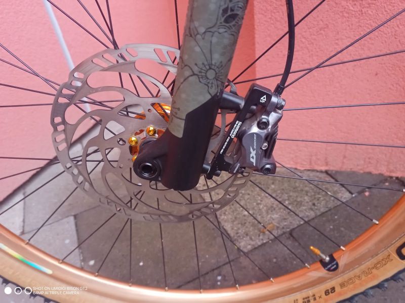 Kellys ctage 29- Sram GX Eagle AXS-shimano -xt-carbon 