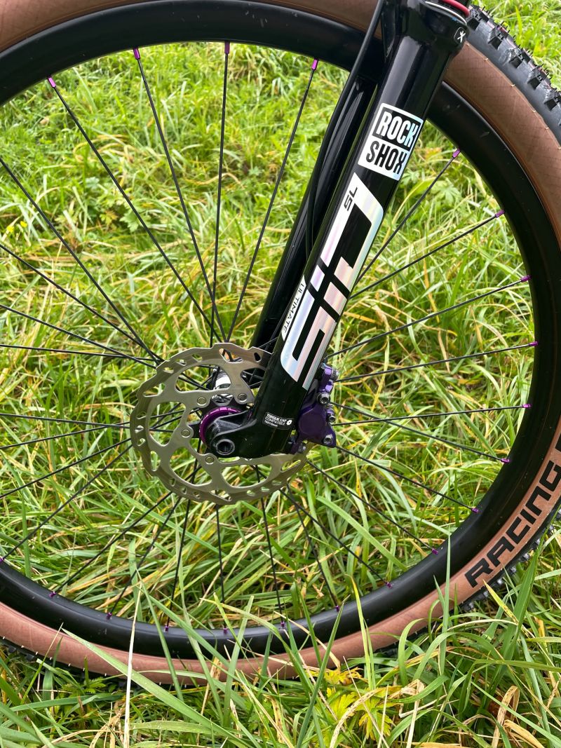 Lehké závodní kolo 9,3kg