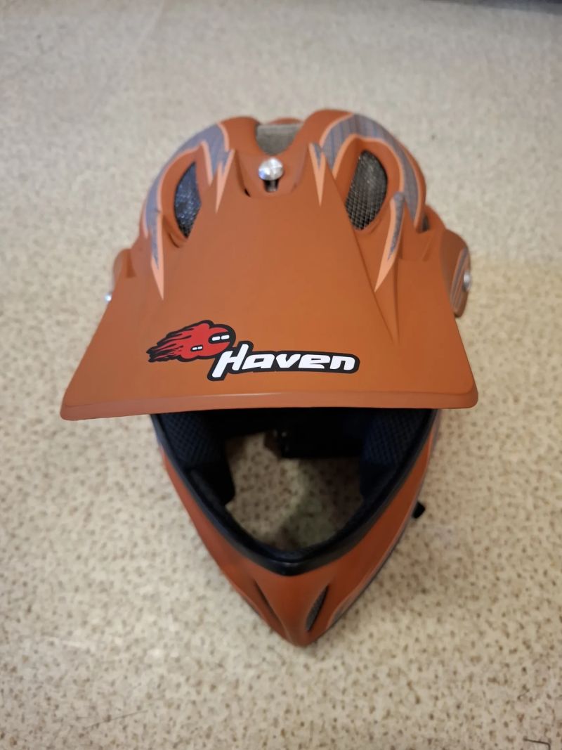 Prodám novou přilbu Haven