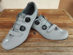 Silniční cyklistické tretry Specialized Torch 3.0 Grey/Slate , NOVÉ - pouze vyzkoušené Eu46