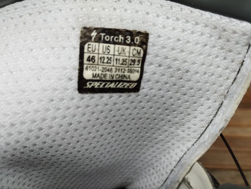 Silniční cyklistické tretry Specialized Torch 3.0 Grey/Slate , NOVÉ - pouze vyzkoušené Eu46