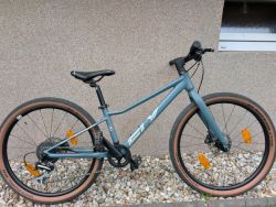 Superior F.L.Y (FLY) 24''