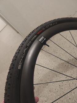 Schwalbe G-One Bite 700x50c - cena za pár 