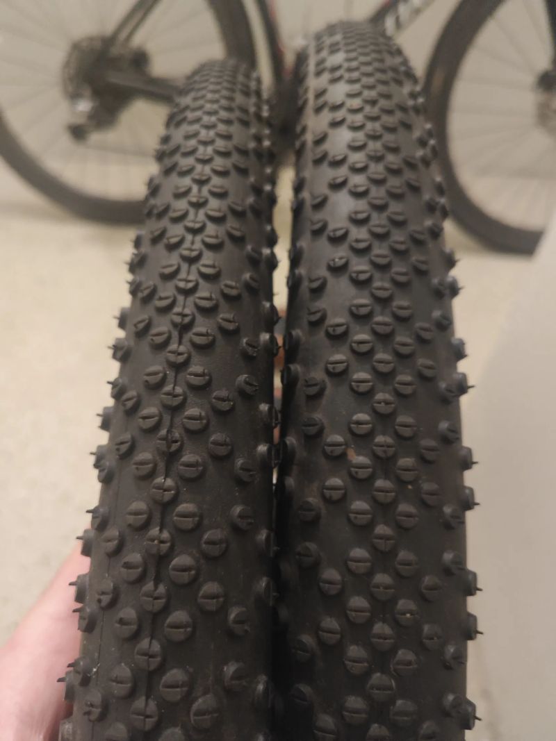 Schwalbe G-One Bite 700x50c - cena za pár 