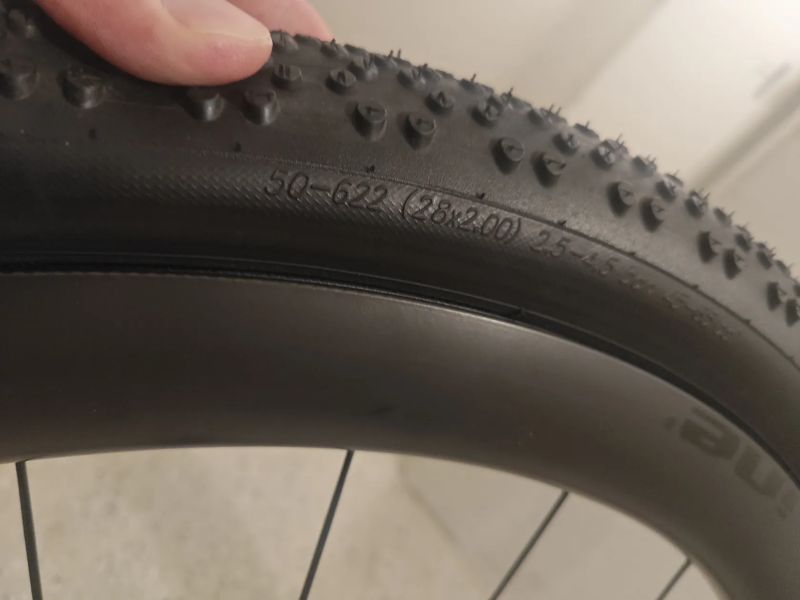 Schwalbe G-One Bite 700x50c - cena za pár 
