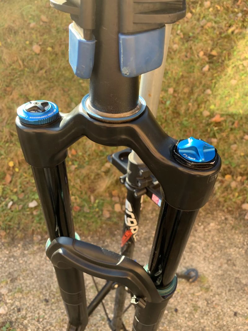 FOX 36 PERFORMANCE ELITE