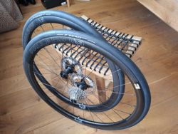 Nová karbonová kola Bianchi Velomann Paladium 33