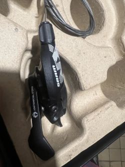 Páčka Sram 1x12 pravá