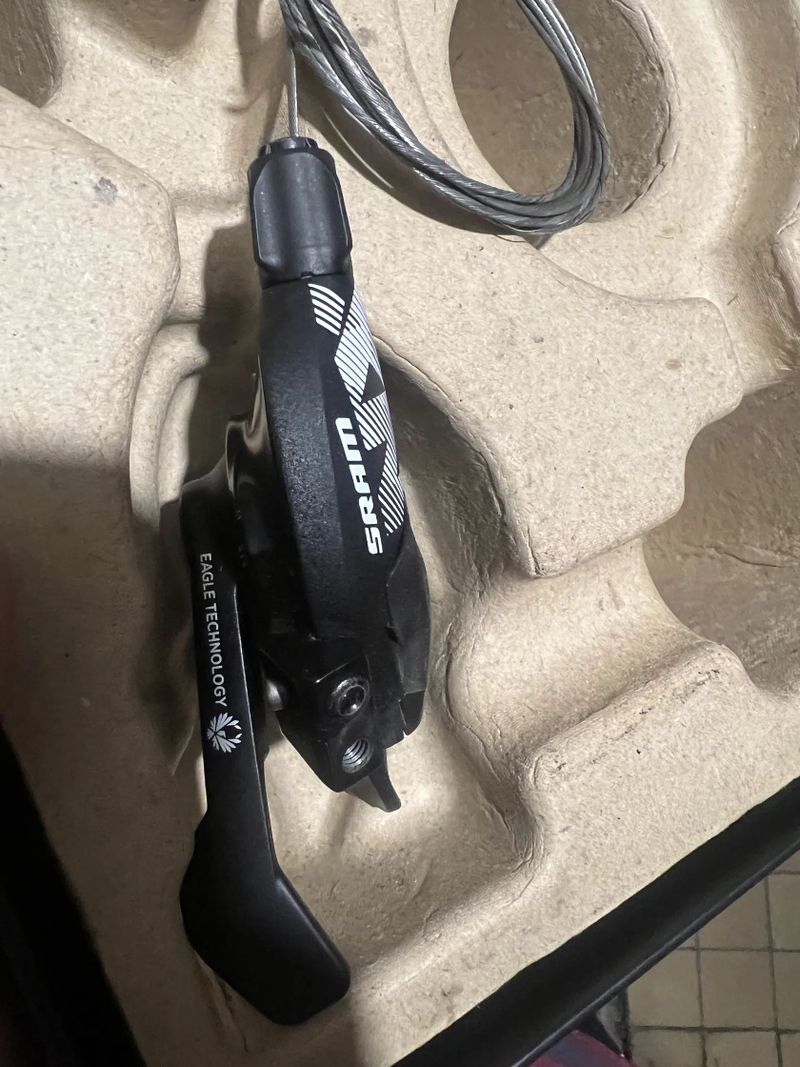 Páčka Sram 1x12 pravá