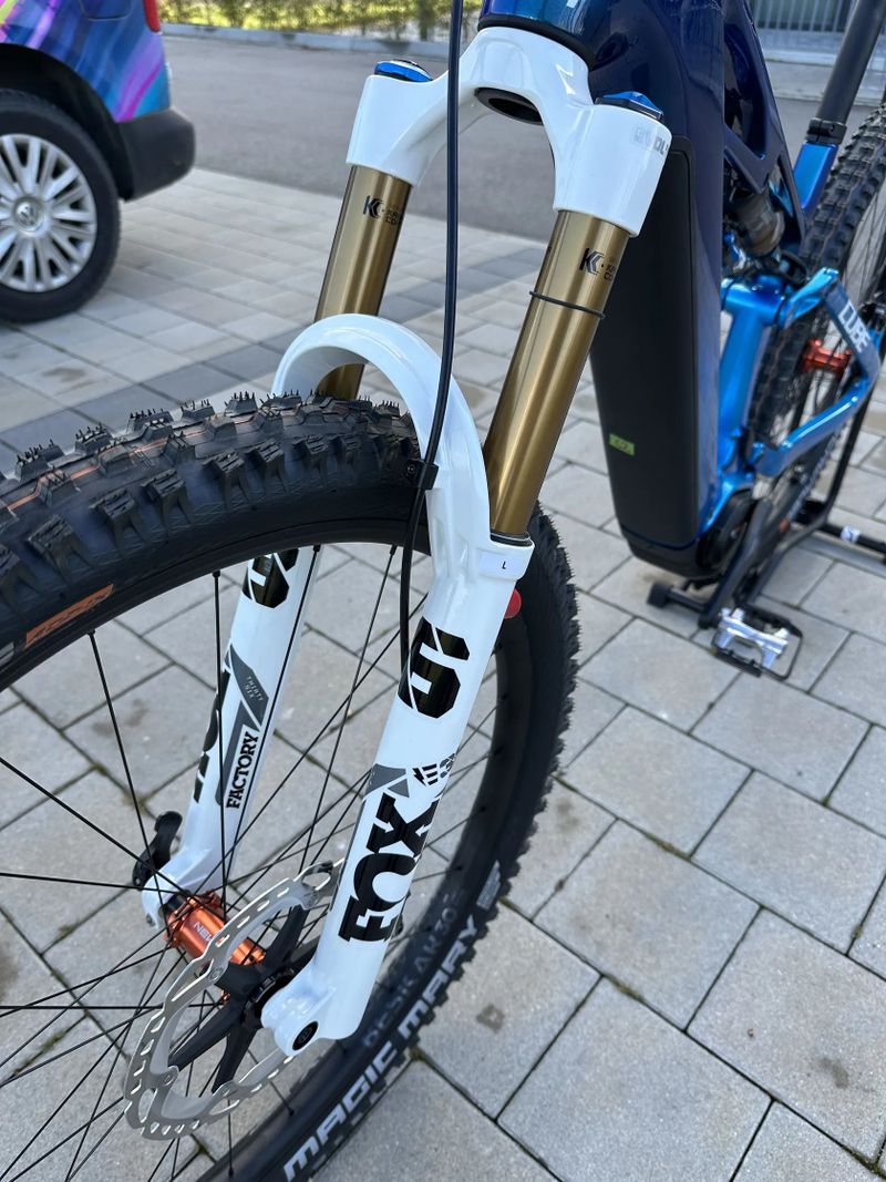 CUBE Stereo Hybrid ONE44 HPC AT 800 (2025)