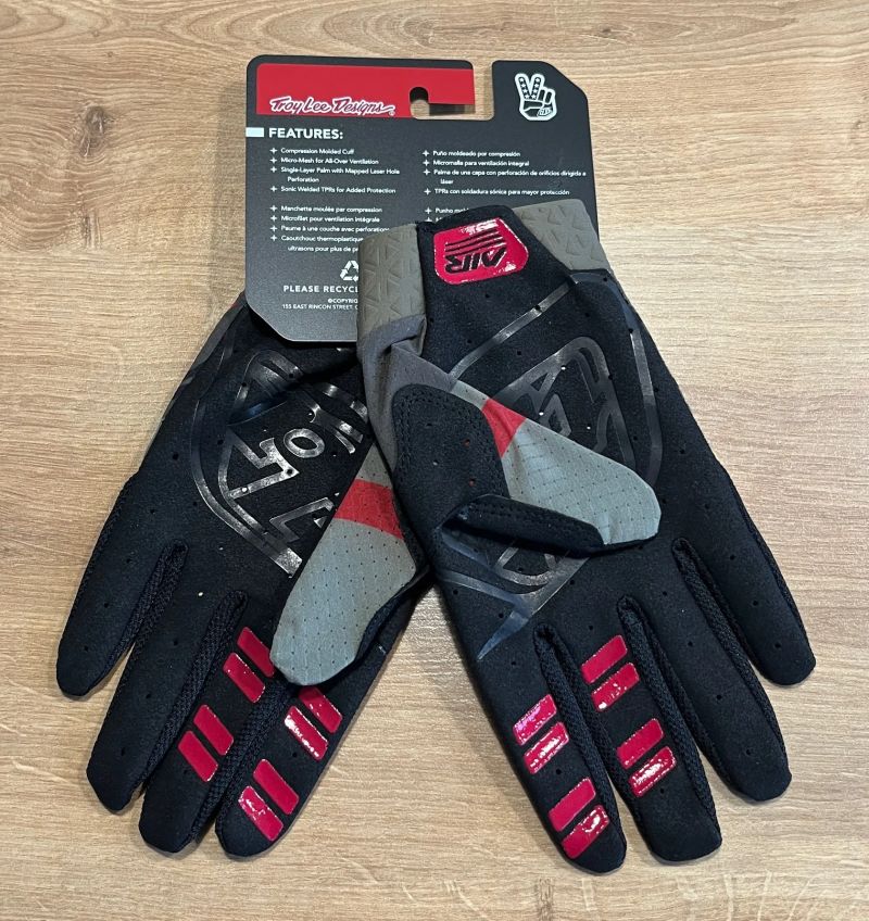 Nové rukavice Troy Lee Designs Air, vel.M
