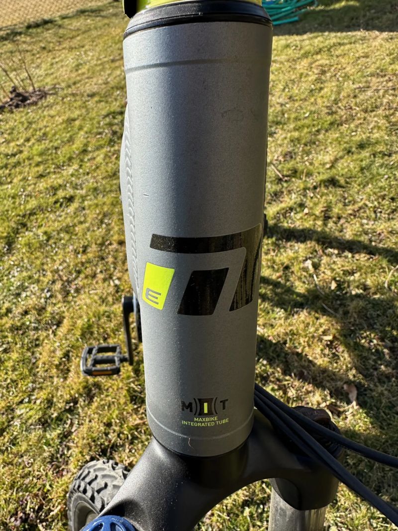 Maxbike - krásné dámské Elektrokolo. S dokladem o koupi.