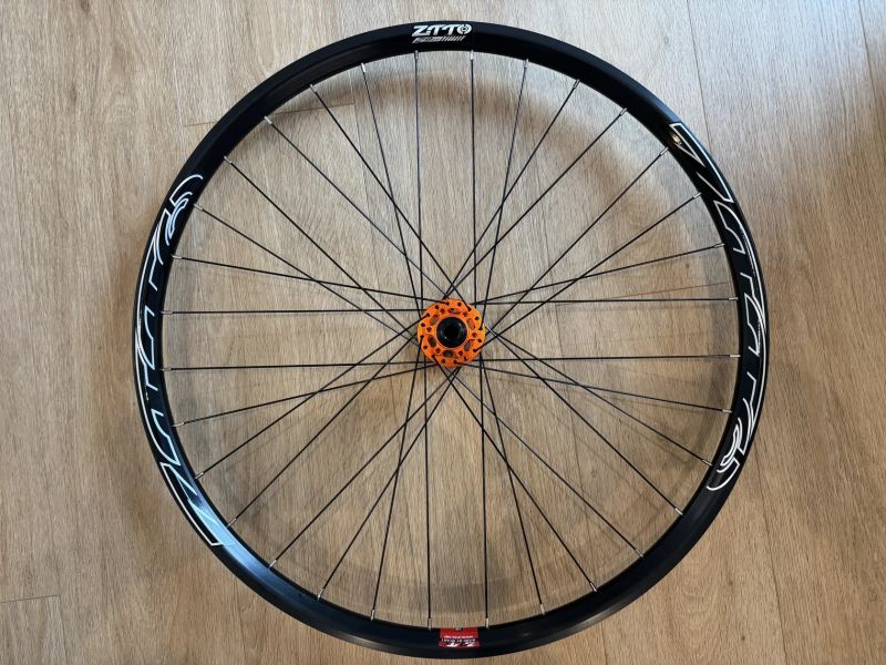 Zapletená 29" ALU kola