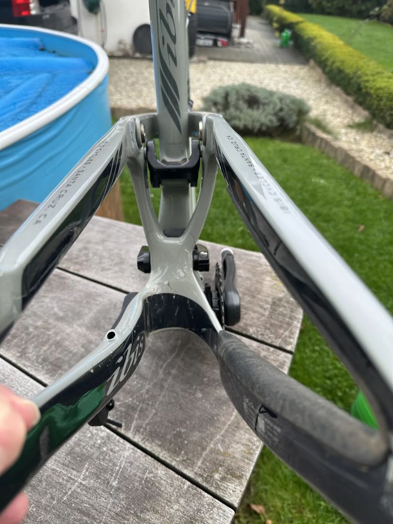 Ibis Ripmo V2 vel.L včetně karbonových klik a hlavového složení