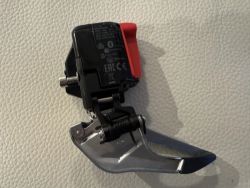 SRAM Red eTap AXS přesmyk 2 x 12