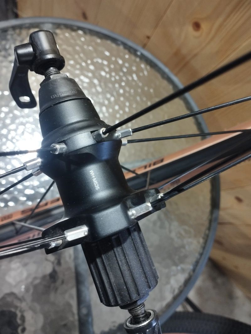 Shimano Wh-M535
