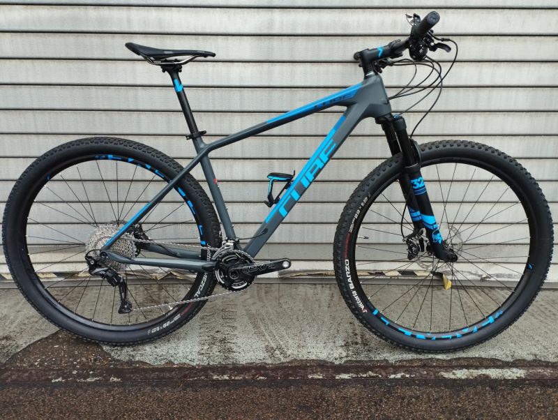 CUBE REACTION C:62 SL, komplet Shimano XT! 10,2 kg!