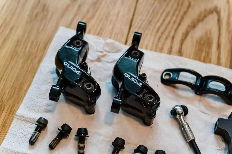 SRAM Guide R brzdy – komplet (přední + zadní)