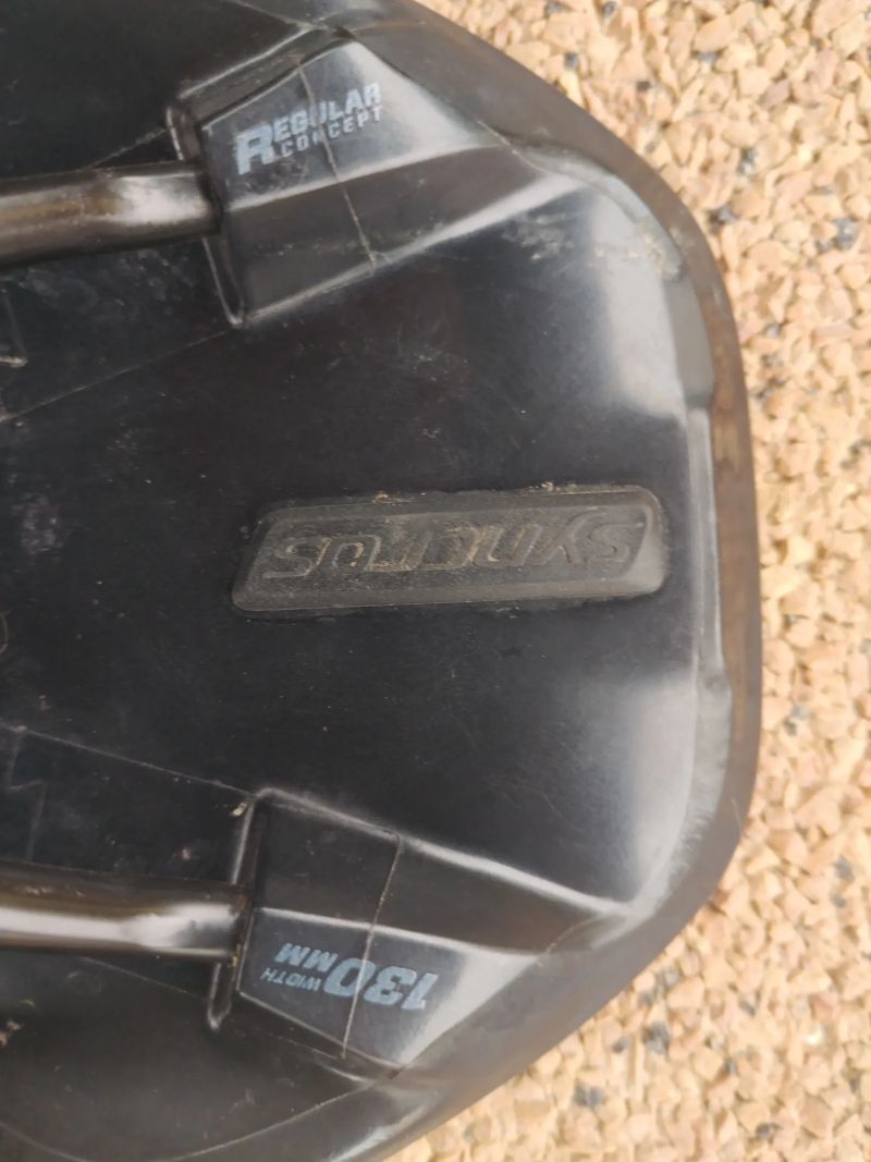 Sedla Ergon,Fizik,Bontrager,Syncros