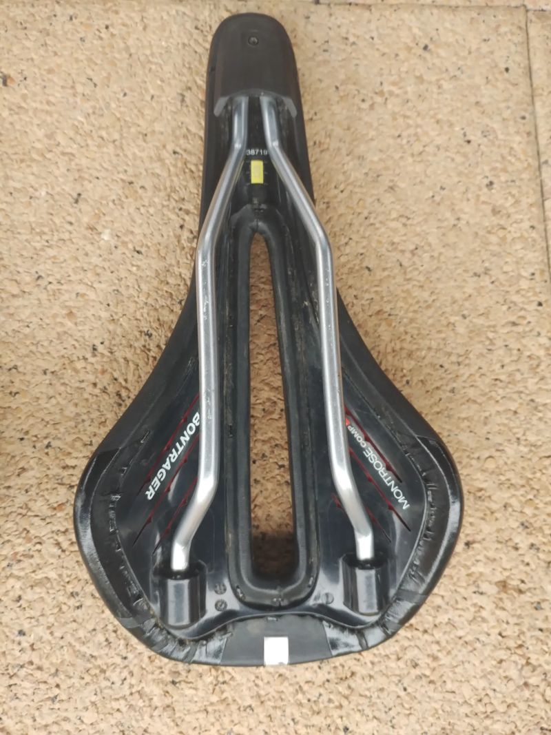 Sedla Ergon,Fizik,Bontrager,Syncros