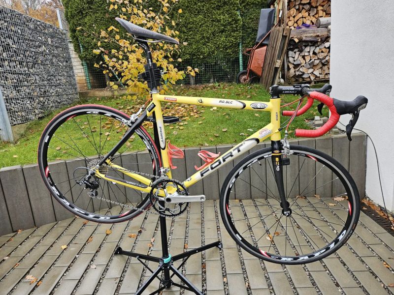 Silnička Fort, Sh 105, karbon doplňky