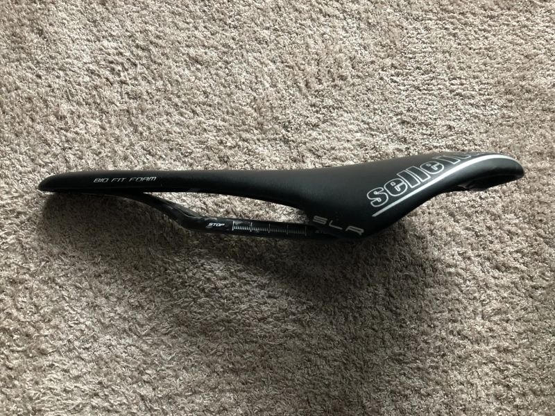 Sedlo Selle Italia SLR