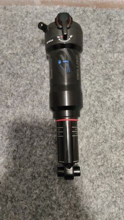 Rock Shox Deluxe Select+