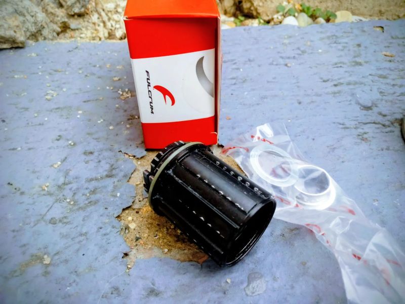 ořechy SHIMANO/SRAM 