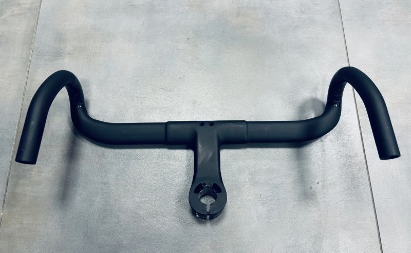 Kombo řídítek a představce Basso Levita 110x 440mm