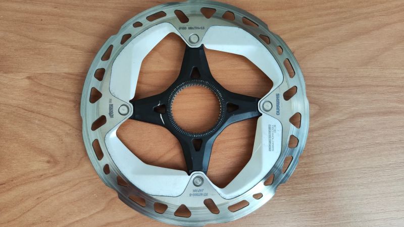 Zadní zapletené kolo DT Swiss X1700