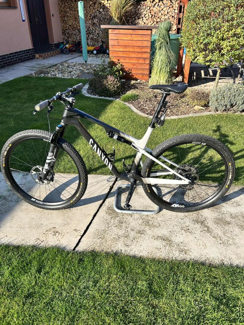 Canyon Lux World Cup CF 6