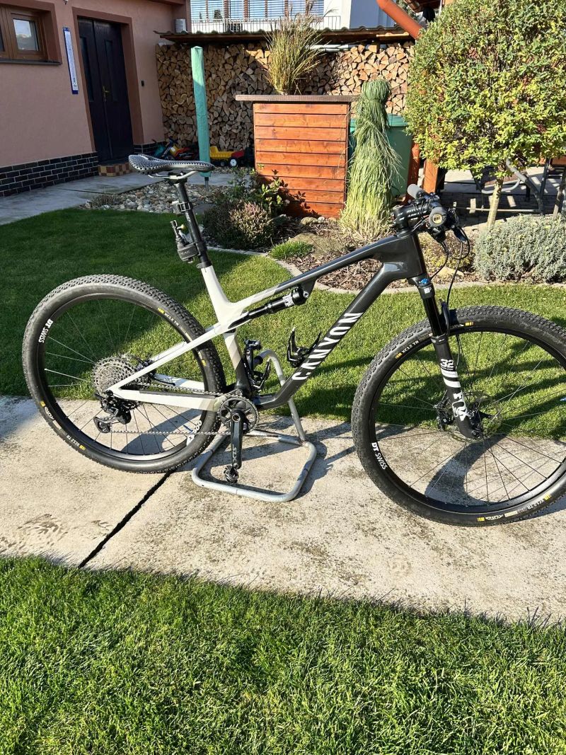 Canyon Lux World Cup CF 6