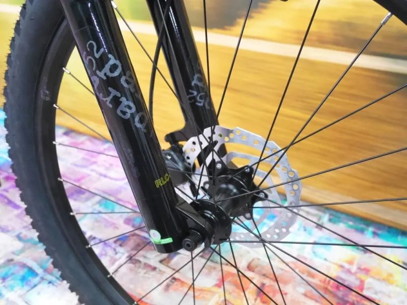 !!!NOVÝ!!! Kubikes 24S Trail AIR Black 9,7kg, vzduch. vidlice. SKLADEM na prodejně