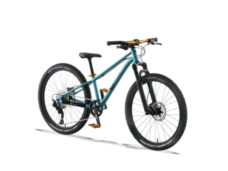!!!NOVÝ!!! Kubikes 24S Trail AIR Tyrkys - laser GOLD, 9,7kg, vzduch. vidlice. SKLADEM na prodejně