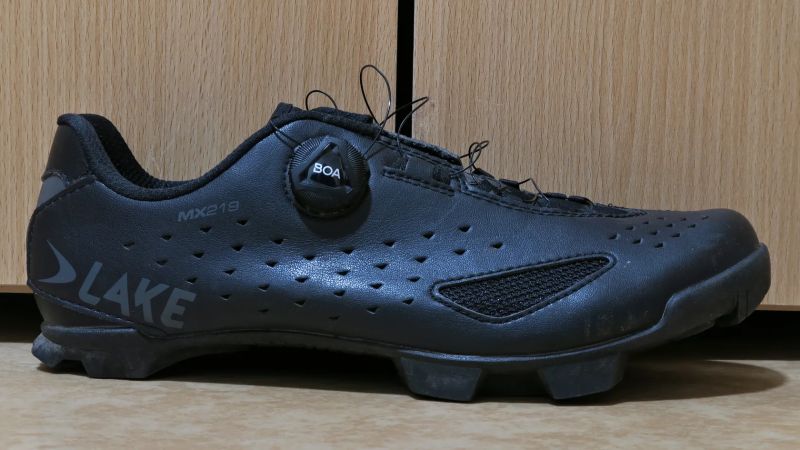 MTB tretry Lake MX219 - velikost 44