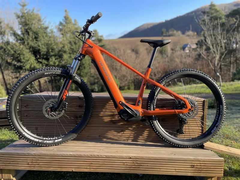 Haibike Haibike AllTrack 6, 2025 papaya/titan, velikost: M