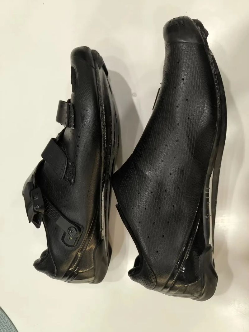 Tretry Shimano SH-RP9L, černá velikost 44