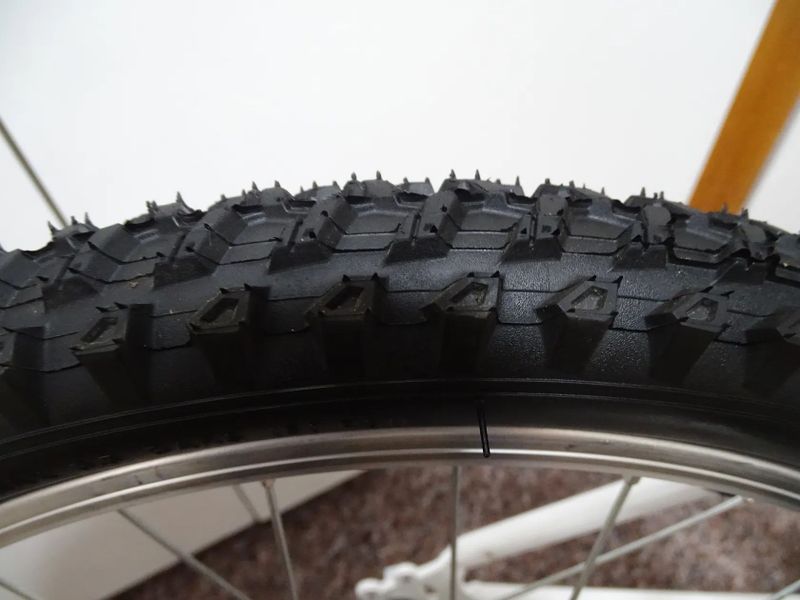 Dětské kolo 20" Jako nové Vhodné i jako dárek