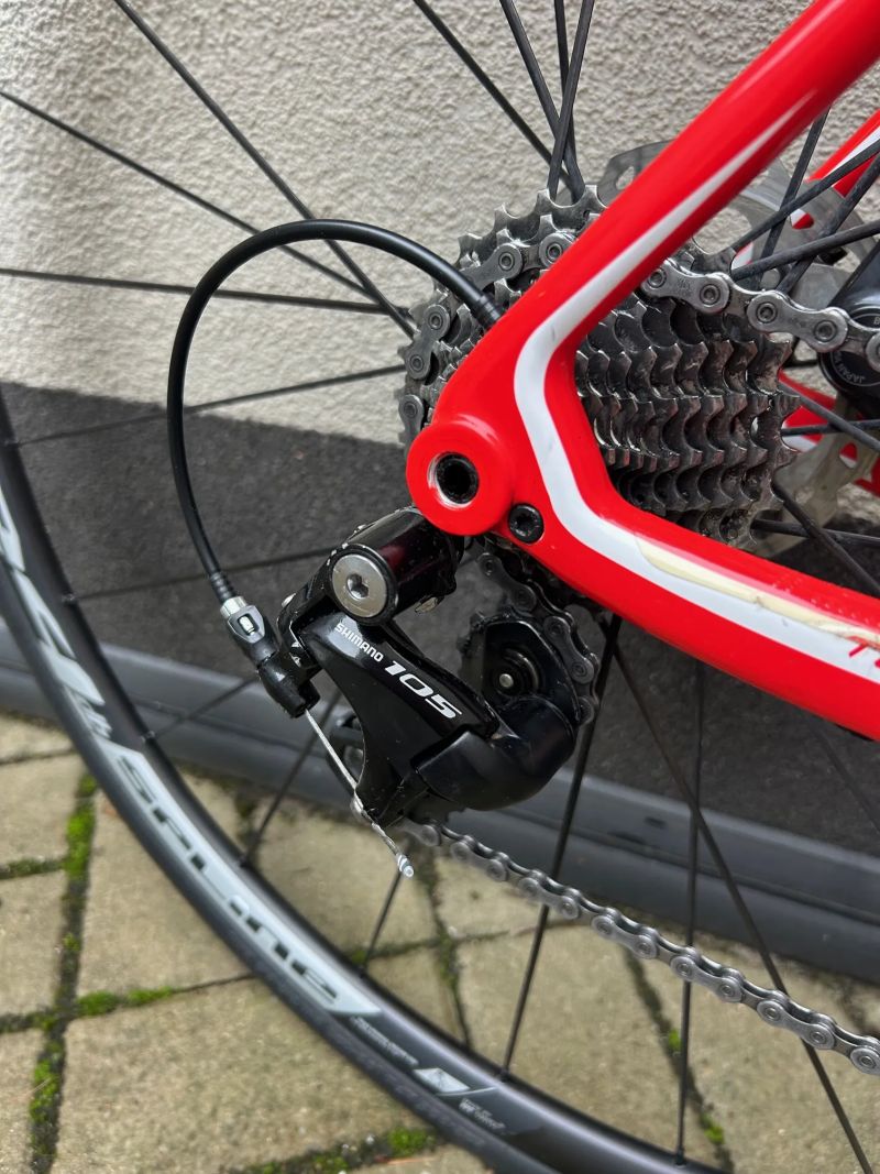 Superior Superior Team Road