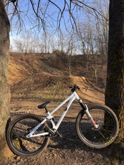 Canyon Stitched 720