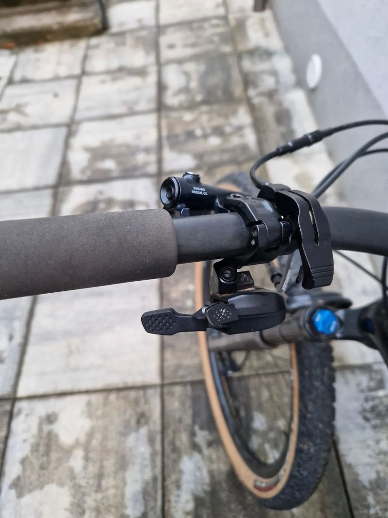 GIANT Anthem Advanced Pro