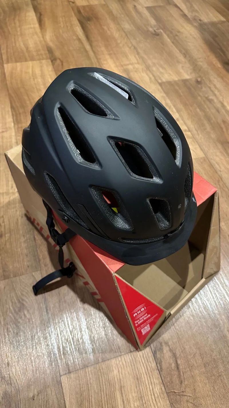 Přilba SPECIALIZED Ambush Comp e-Bike ANGi Ready MIPS Black