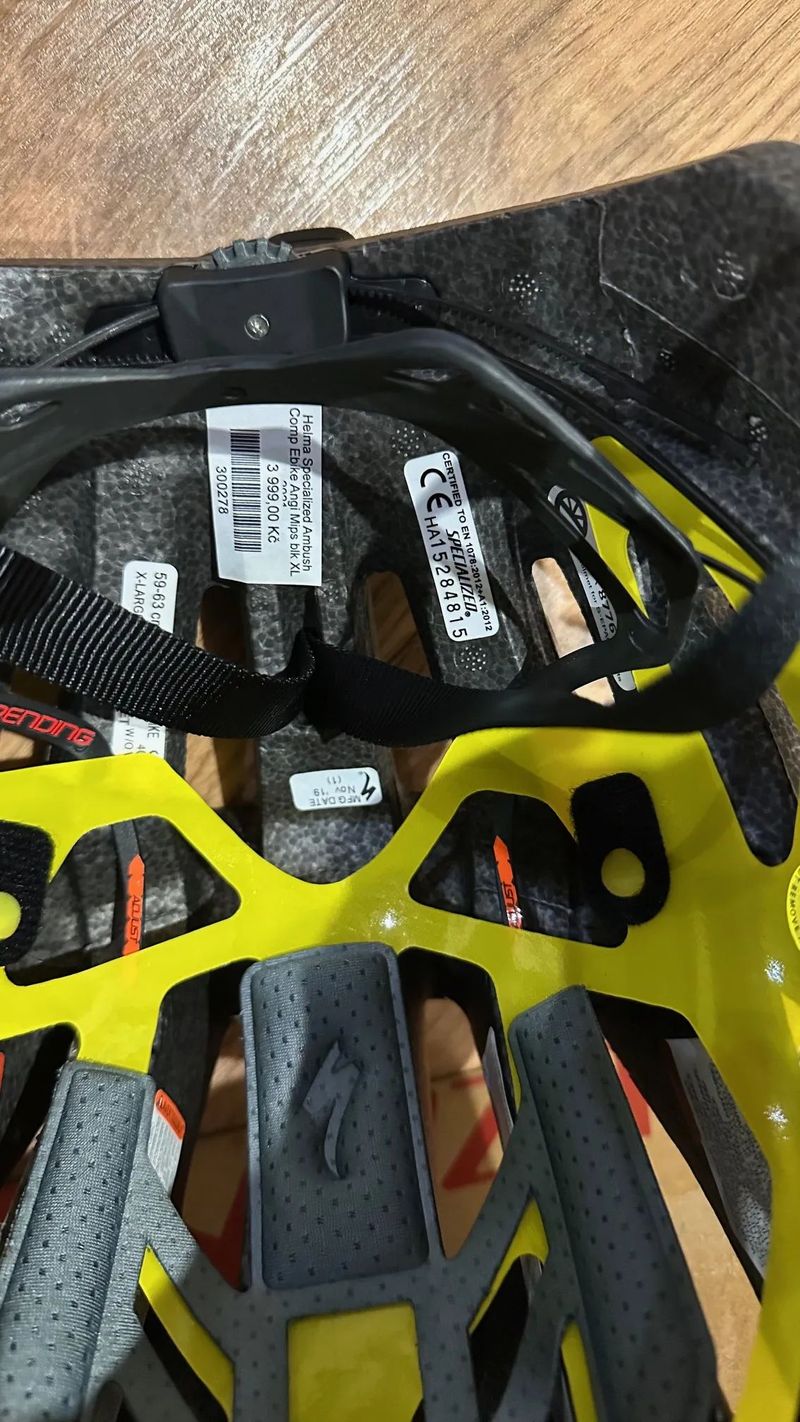 Přilba SPECIALIZED Ambush Comp e-Bike ANGi Ready MIPS Black