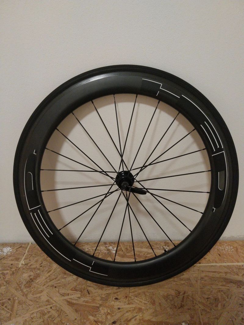 Zapletená kola HED 60mm