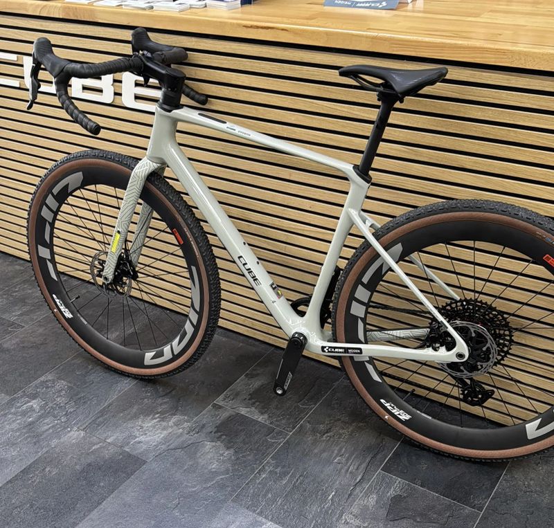 Cube Nuroad C62 SLX - redbeige chrome M a L