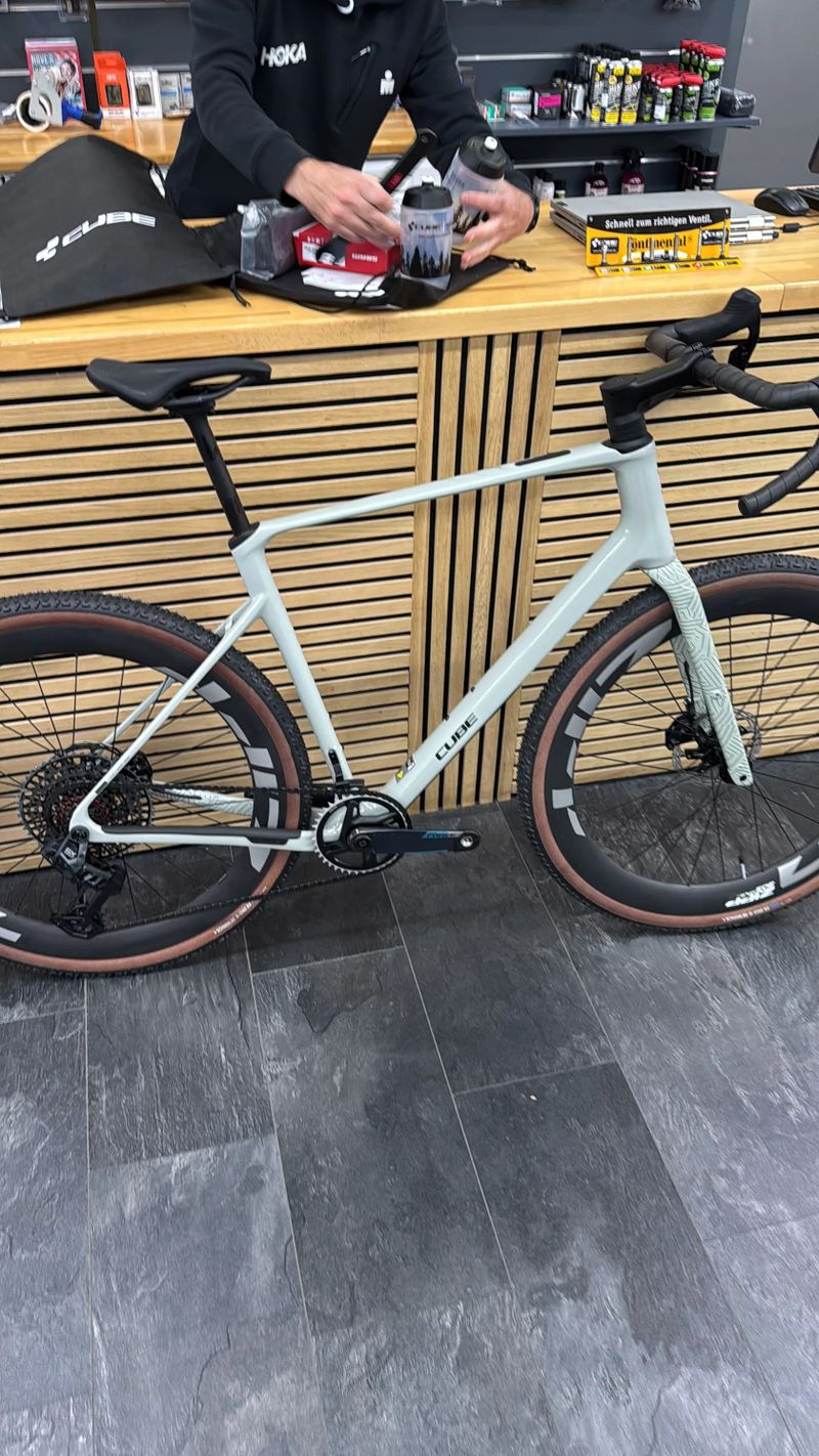 Cube Nuroad C62 SLX - redbeige chrome M a L