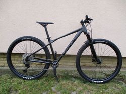 Nové 29" kolo MRX ER25 17,5", Shimano Deore 1x12, vzduch. vidlice Suntour Raidon, pevné osy