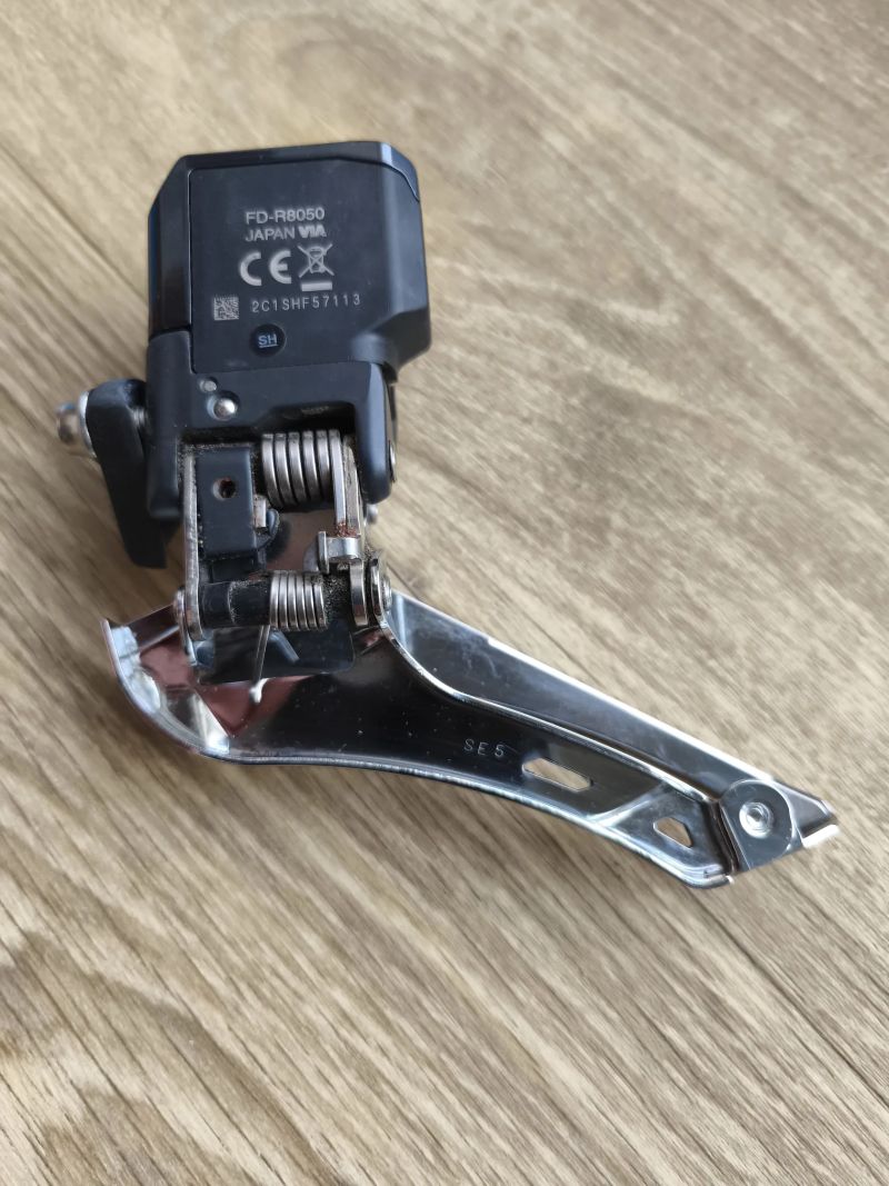 Shimano Ultegra Di2 11s sada (bez pák), kazeta 14–28, nová nabíječka